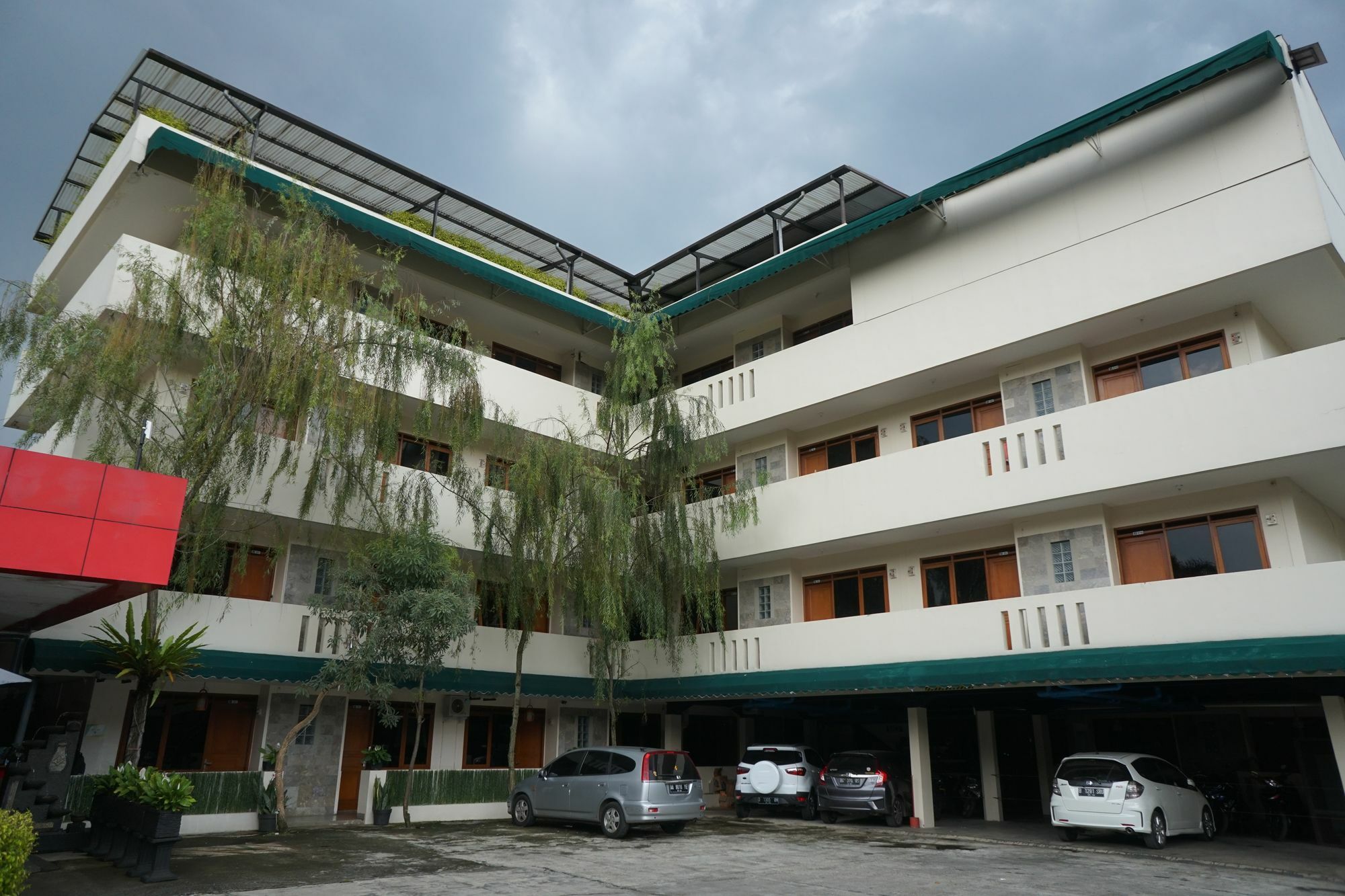 Reddoorz Plus @ Ciumbuleuit Area Bandung Exterior photo