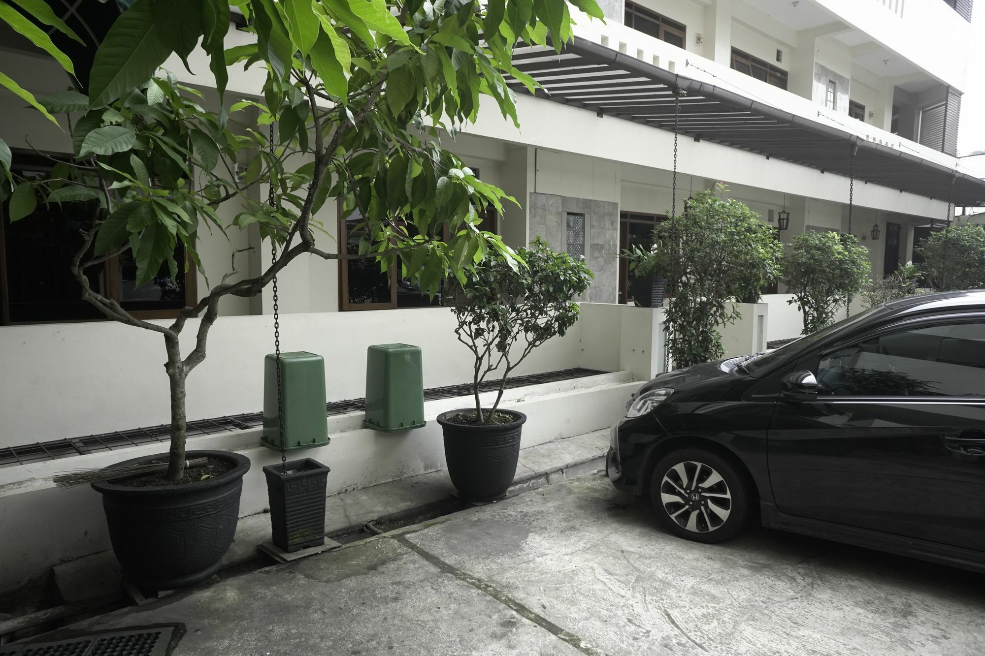 Reddoorz Plus @ Ciumbuleuit Area Bandung Exterior photo